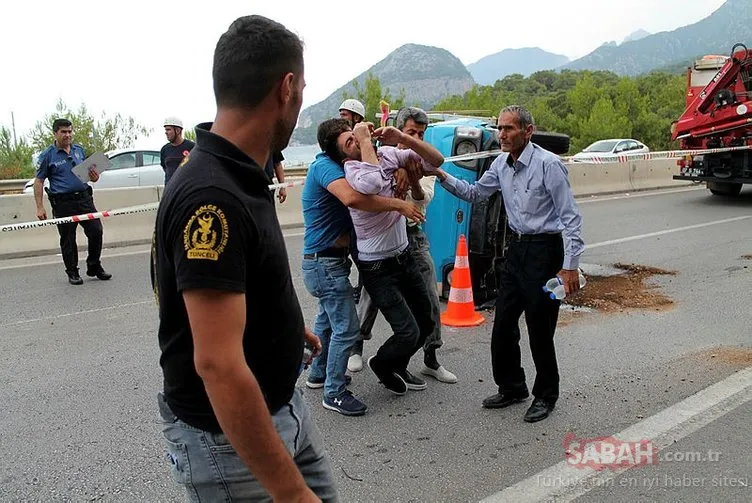Antalya’da 2 kamyonet çarpıştı: 1 ölü, 6 yaralı