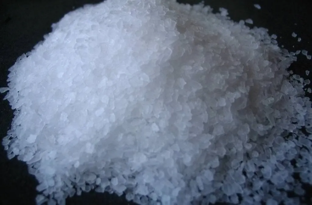 Виды натрия. NACL поваренная соль. Хлорид натрия NACL. Хлорид натрия соль. Фторид кальция Кристаллы.