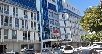 CHP’li Büyükşehir Belediyesi’ndeki ihale yolsuzluğundan gözaltında olan Özel Kalem Müdürü'de dahil 7 şüpheli tutuklandı #mersin