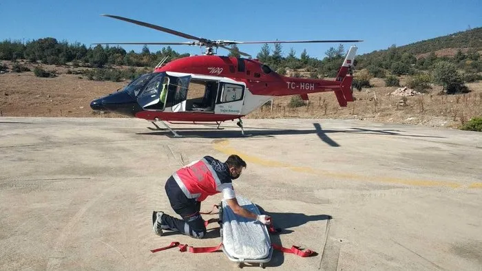 Helikopter ambulans aynı gün 2 hasta için havalandı