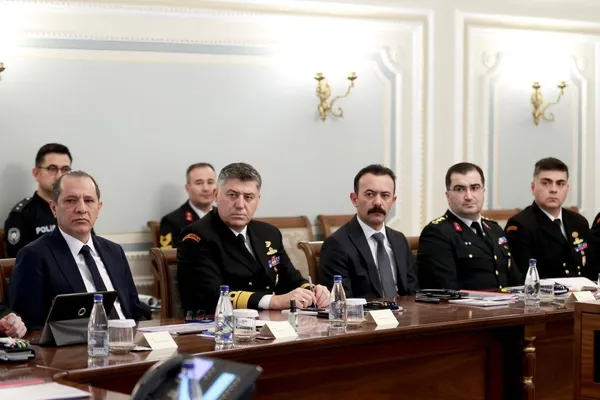 istanbulda-yilbasi-toplantisi-guvenlik-tedbirleri-gundeme-alindi-1735318630867.jpg