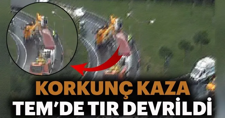 Basın Ekspres yolu girişinde TIR devrildi