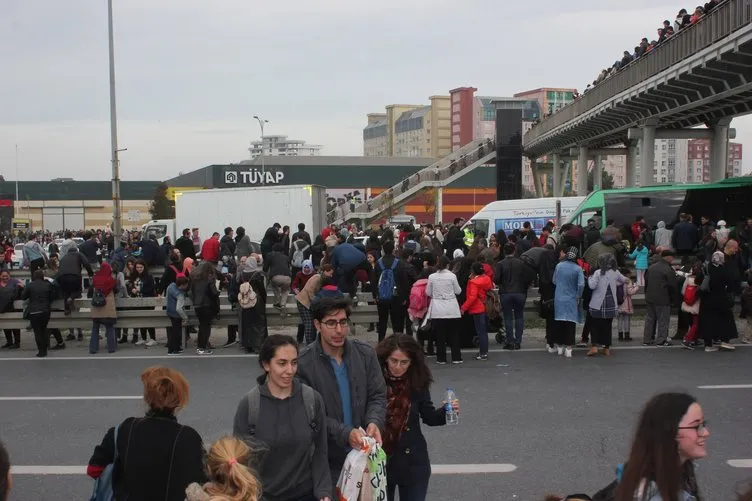 İstanbul TÜYAP’taki kitap fuarına yoğun ilgi