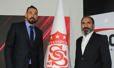 Sivasspor, Servet Çetin ile sözleşme imzaladı!