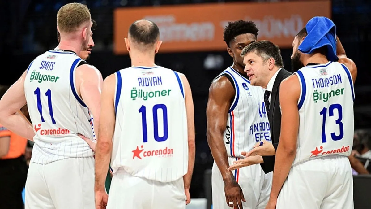 Anadolu Efes, Darüşşafaka Lassa’yı 95-72 mağlup etti