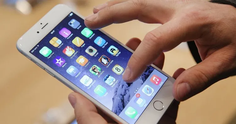 6.1 inç’lik LCD ekranlı ucuz iPhone daha sonra çıkabilir