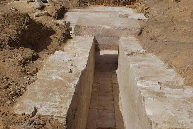 Mısır’da 3 bin 700 yıllık piramit kalıntıları keşfedildi