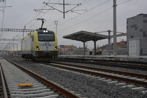 Konya-Karaman Yüksek Hızlı Tren Hattında test sürüşleri başladı