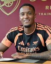 Arsenal, Ezri Konsa’yı transfer etti!