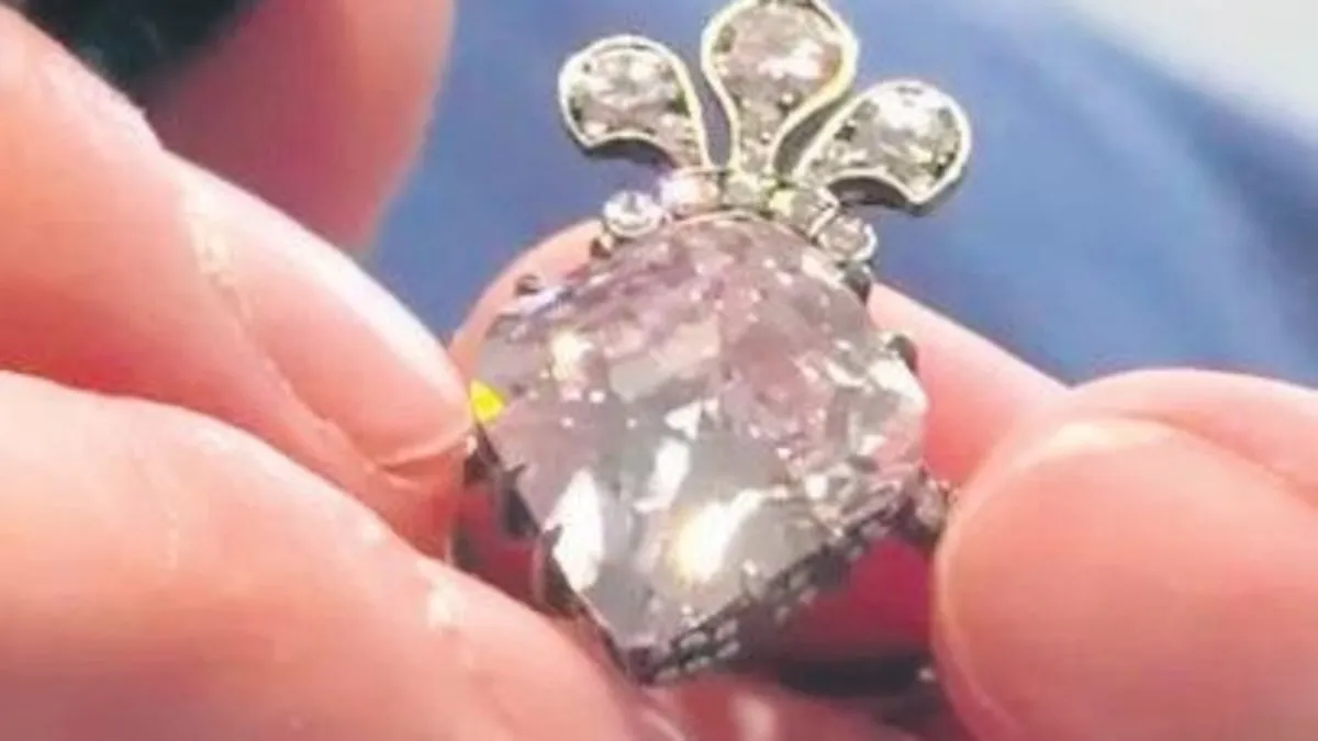 Pembe elmasa 5 milyon dolar fiyat biçildi Pembe elmasa 5 milyon dolar fiyat biçildi