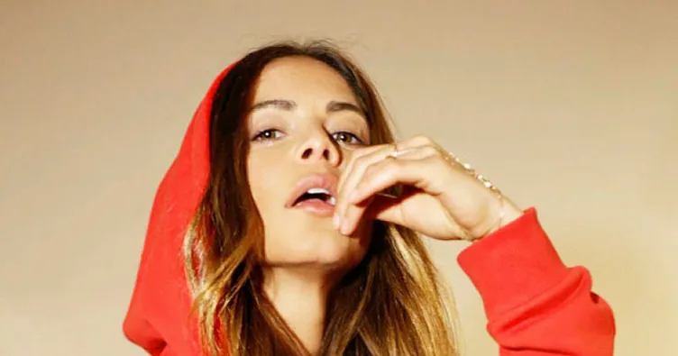 Eliz Sakuçoğlu ehliyet sorusunu duyunca kaçtı