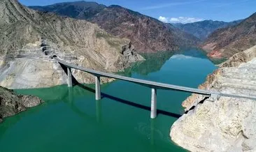 Artvin'de yakaları birbirine kavuşturan viyadükler güvenli ulaşımı sağlıyor #artvin