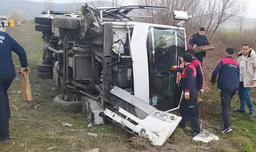 Tokat'ta öğrencileri taşıyan minibüs kaza yaptı: 22 kişi yaralandı! #tokat