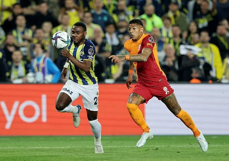 Son dakika Galatasaray haberi: Yönetimden flaş hamle! Fenerbahçe derbisi primi belli oldu...