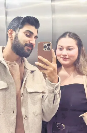 İki araç yarıştı nişanlı çift öldü