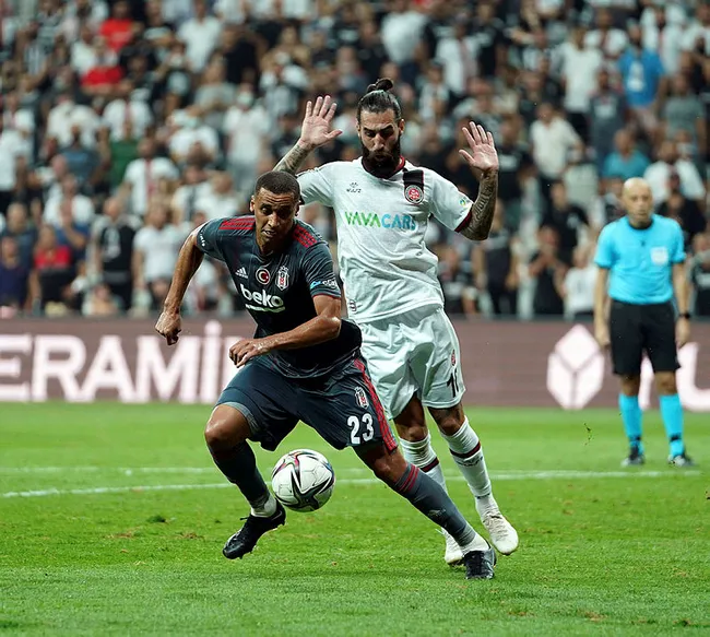 besiktas-zorlu-karagumruk-deplasmaninda-8-maclik-hasret-1642409680578.jpg
