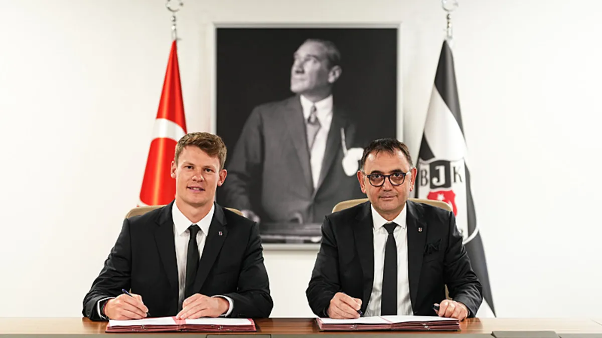 Beşiktaş'ın yeni kalecisi Alexander Nübel'in antrenman veya maç sırasında çekilmiş bir fotoğrafı.
