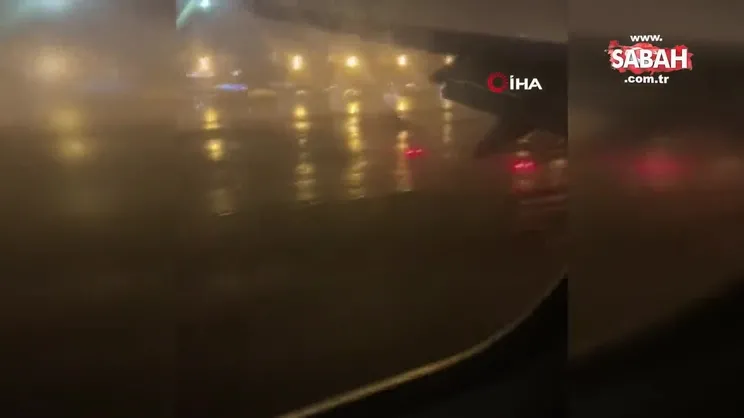 ABD’de fırtına nedeniyle sert iniş yapan uçakta ağır hasar | Video