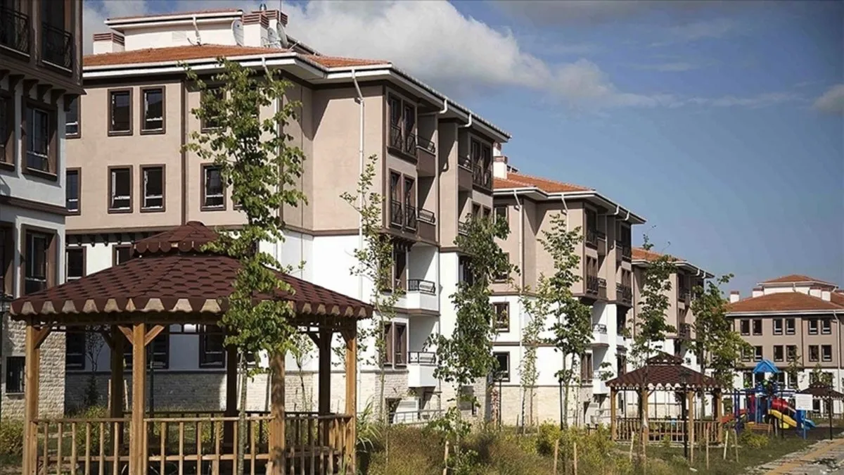 Deprem bölgesinde yıl sonunda 452 bin 983 konut hak sahiplerine teslim edilecek