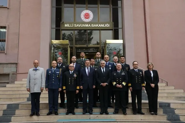 turk-yunan-iliskilerinde-yeni-donem-ankarada-guven-artirici-onlemler-toplantisi-yapildi-1699895104176.jpeg Türk Yunan ilişkilerinde yeni dönem: Ankara’da güven artırıcı önlemler toplantısı yapıldı