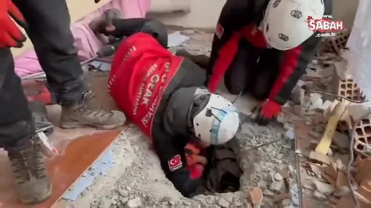 Adıyaman’da Zehra bebek arama- kurtarma ekipleri tarafından kurtarıldı | Video