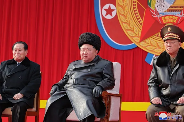 kim-jong-unun-kiz-kardesi-yeniden-ortaya-cikti-abdye-sok-nukleer-uyarisi-bu-cok-tehlikeli-olur-1741070990101.jpg SON DAKİKA! Kim Jong-Un’un kız kardeşi yeniden ortaya çıktı! ABD'ye şok 'Nükleer' uyarısı: Bu çok tehlikeli olur...