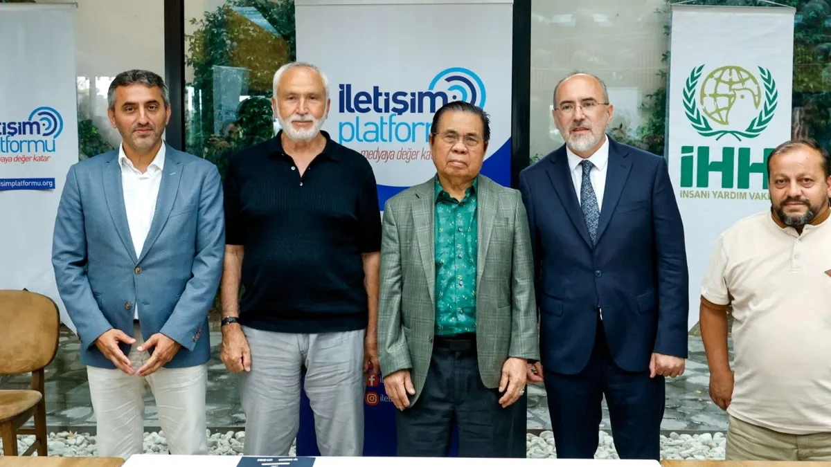 Bangsamoro Lideri Hacı Murad İbrahim İstanbul'da Gazetecilerle Buluştu
