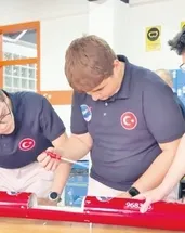 Efsanevi kuş ‘Semrük’ rekora uçtu