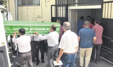 Soluk borusunu yemek tıkayan genç öldü