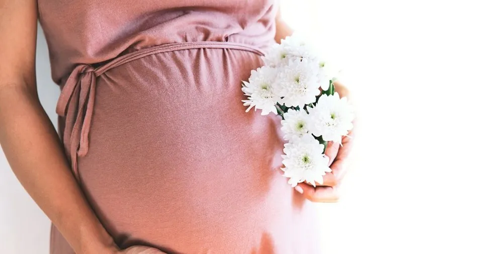 gebelik sirasindaki farkli renkteki akintilar ne anlama geliyor hamilelik haberleri