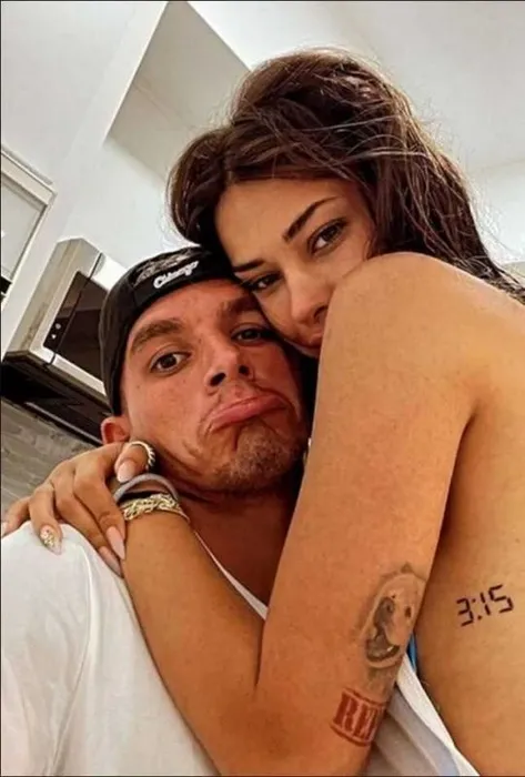 Ayrılık çanları mı çalıyor? Devrim Özkan ve Lucas Torreira ilişkisinde beklenmedik olay