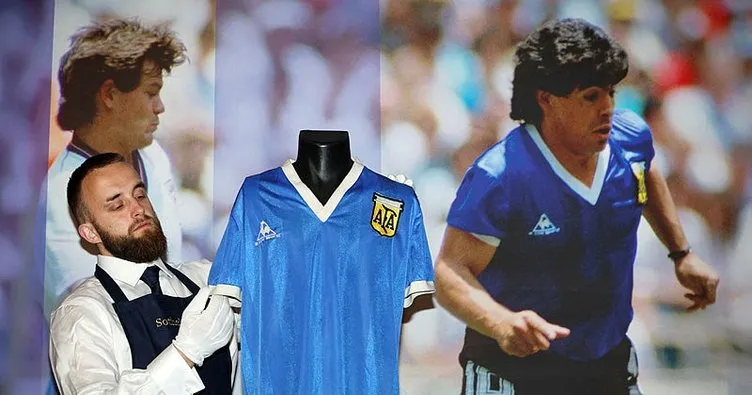 Diego Maradona’nın forması için rekor bedel! Servet ödediler...