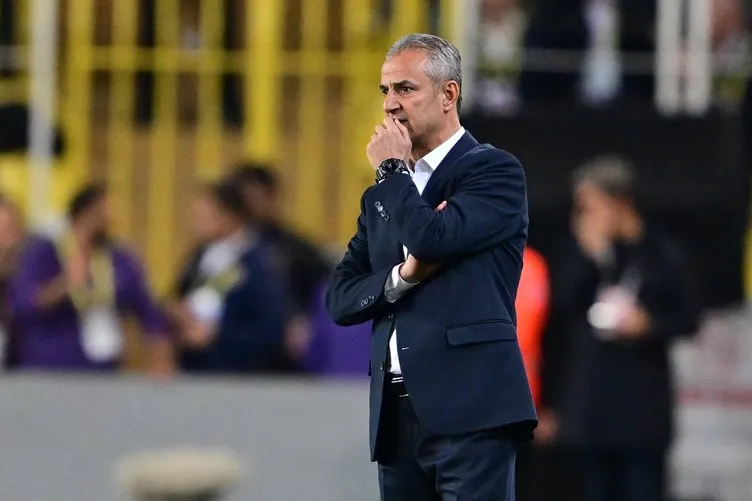 SON DAKİKA! Ahmet Çakar’dan olay yorum! Adana Demirsporlu oyuncular o pozisyonda penaltı beklemişti...