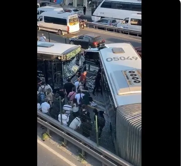 Son dakika: İstanbul Avcılar’da iki metrobüs kafa kafaya çarpıştı! Metrobüs kazasında yaralananlar o anları anlattı