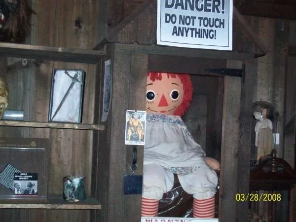 annabelle nin gercek hikayesi galeri