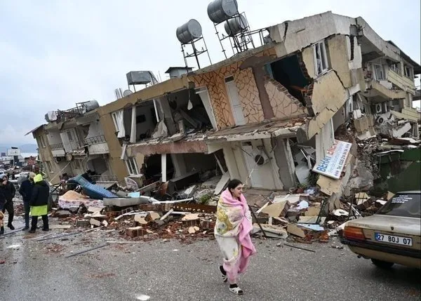 Deprem ölü sayısı son dakika güncellendi! 6 Mart AFAD verileri ile deprem vefat sayısı kaç oldu, kaç bina yıkıldı?