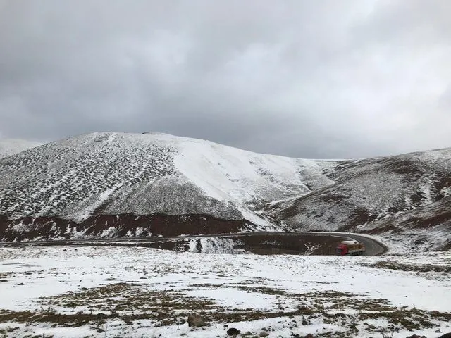 Türkiye'nin birçok kentine yılın ilk karı yağdı