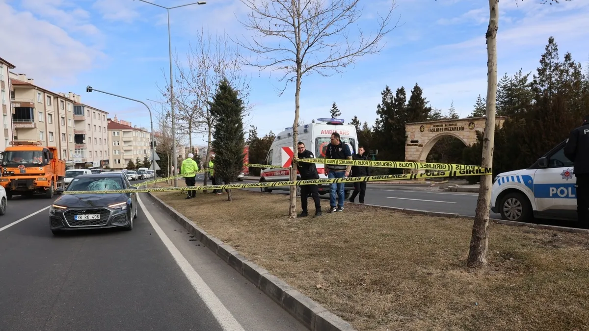 Işıklı geçidi kullanmadı, canından oldu Işıklı geçidi kullanmadı, canından oldu