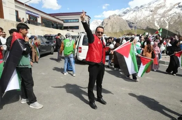 hakkari-de-israile-karsi-protesto-yuruyusu-duzenlendi-1715278532754.jpg