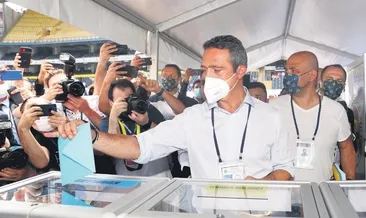 Ali Koç, camiaya birlik ve beraberlik mesajları verdi: Vazgeçmek yok güzel günler yolda