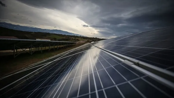 epdk-2025-enerji-raporu-gunes-enerjisi-dogal-gazi-geride-birakti-elektrikli-arac-sayisi-ikiye-katlandi-1782462398959.jpg