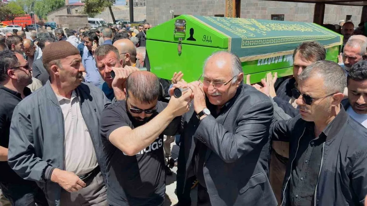 Eski AK Parti Erzurum Milletvekili Adnan Yılmaz’ın acı günü