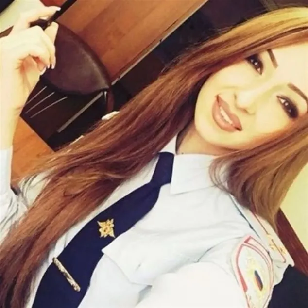 Rus kadın polisler olay oldu! Dünya bu paylaşımları konuştu