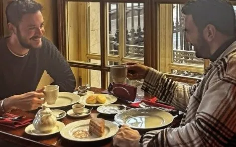 Aile pozu değil ayrılık sinyali! Pelin Akil ve Anıl Altan çocuklarının doğum gününde bir araya geldi...