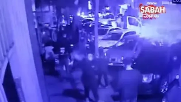 SON DAKİKA: İstanbul Beşiktaş'ta dehşet anları! Kağıt toplayıcısı 3 kişiyi böyle bıçakladı... | Video