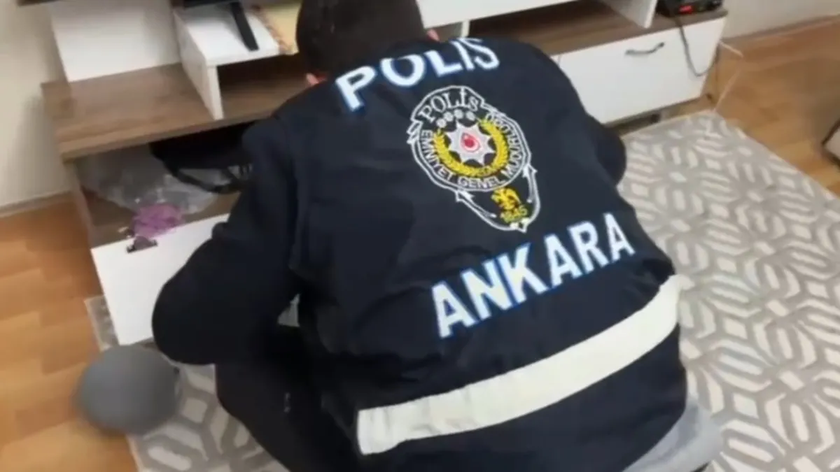 Bakanlık adıyla 643 milyonluk vurgun! 118 şüpheliye gözaltı Bakanlık adıyla 643 milyonluk vurgun! 118 şüpheliye gözaltı