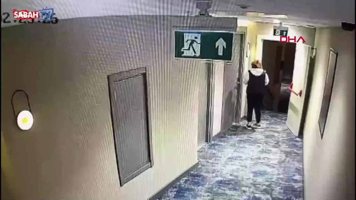 Sanal medyada tanıştıkları kişileri silahla tehdit edip para alan 15 şüpheli tutuklandı | Video