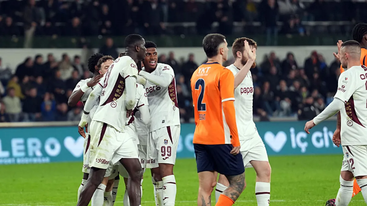 Son dakika haberi: Trabzonspor, 7 gollü maçta Başakşehir'i mağlup etti! İstanbul'da nefesleri kesen mücadele...