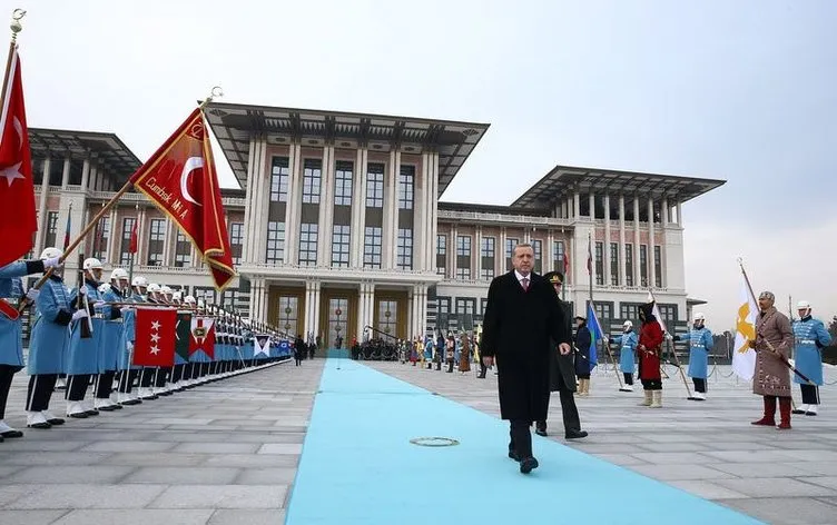 Ankara’da Aliyev’e görkemli karşılama