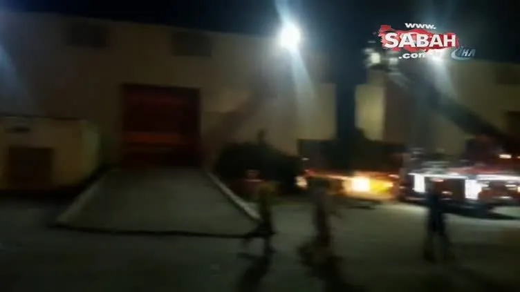 Yeşilköy CNR Fuar Merkezi'nde yangın...